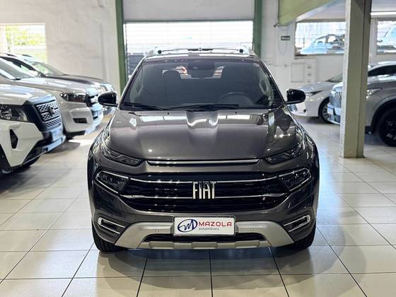 FIAT TORO 2.0 16V TURBO DIESEL VOLCANO 4WD AT9 FIAT TORO 2.0 16V TURBO DIESEL VOLCANO 4WD AT9